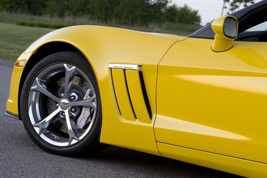  Chevrolet Corvette Grand Sport 2010 года  (фото 10 из 64)